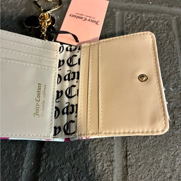 Juicy Couture White Wallet with Pink Cherry Print and Gold Heart Charm - Picture 4 of 6